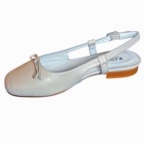 BALLERINE CIRCEE CUIR CREME