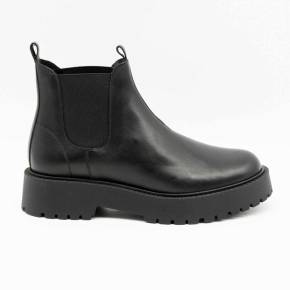 BOOTS ISABELLE CUIR NOIR